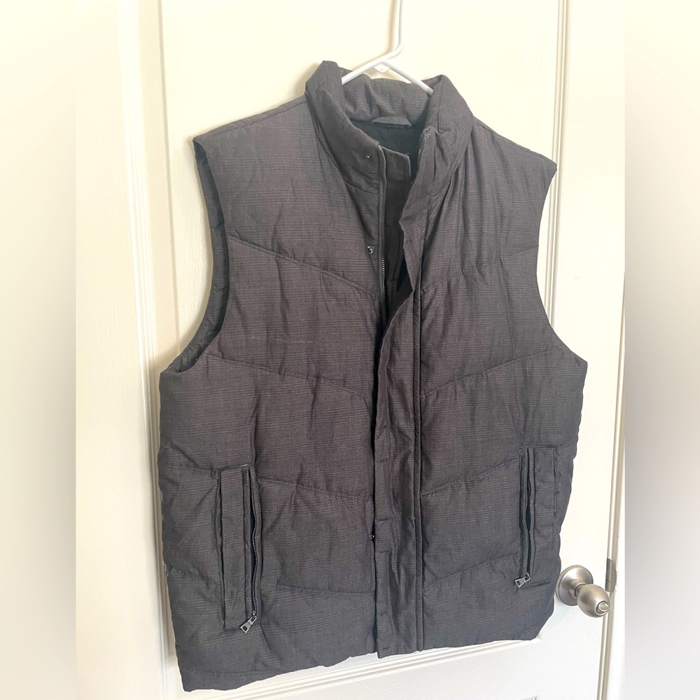 Men’s Banana Republic Puffer Vest